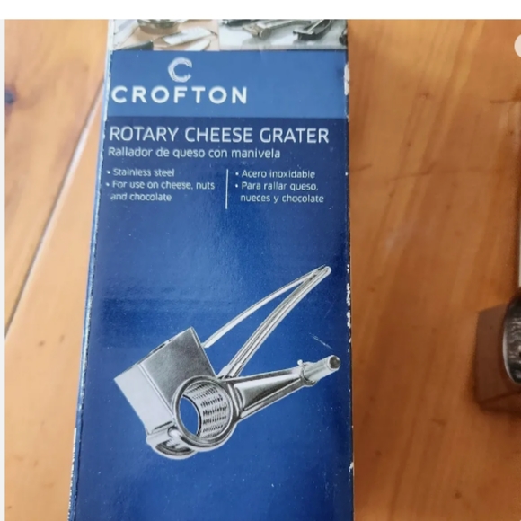 Crofton rotary cheese grater - Picture 2 of 5